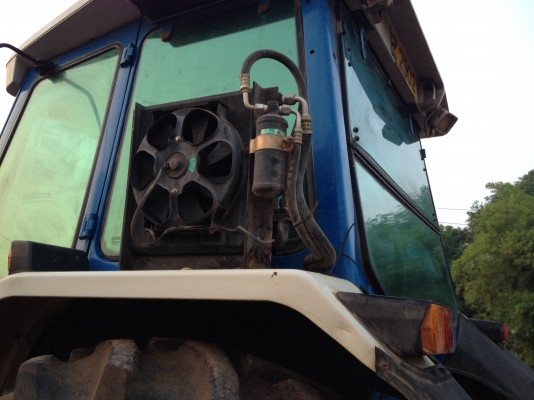 ขายด่วน รถไถตู้ FORD 6610 สองเพลา