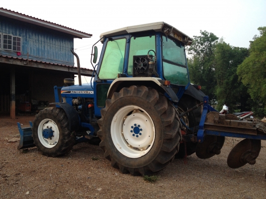 ขายด่วน รถไถตู้ FORD 6610 สองเพลา