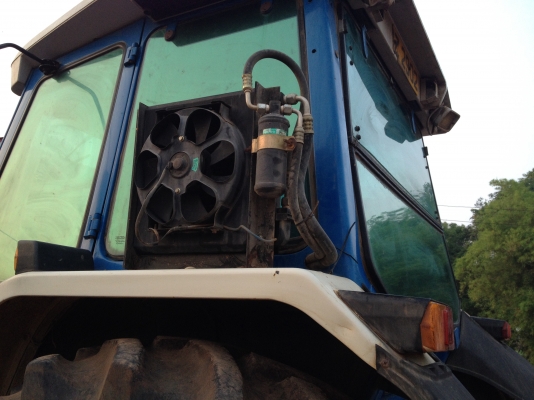 ขายด่วน รถไถตู้ FORD 6610 สองเพลา