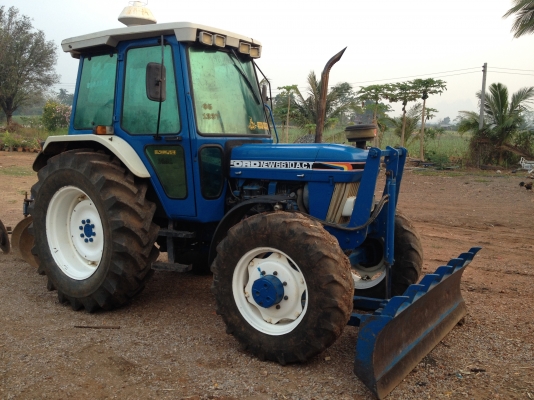 ขายด่วน รถไถตู้ FORD 6610 สองเพลา