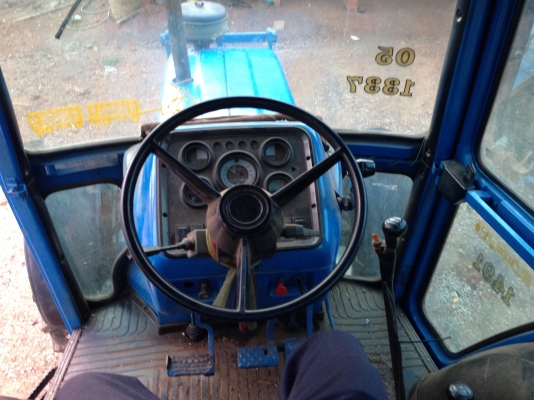 ขายด่วน รถไถตู้ FORD 6610 สองเพลา