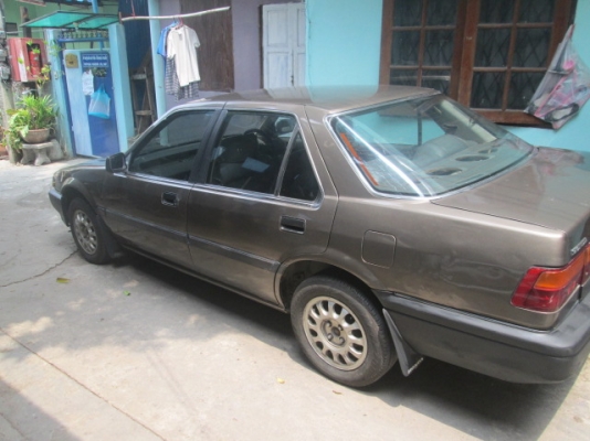 ขาย  honda accord ปี89เกียร์ออโต้ ติดแก็ส