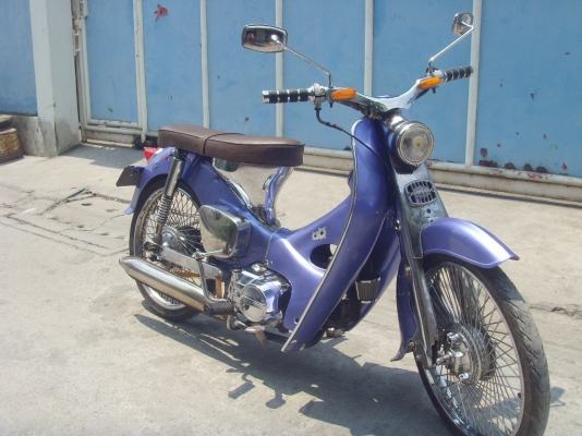 ลดแล้วครับ ขาย  honda c100 เครื่อง ดรีม พร้อมทะเบียน 19900