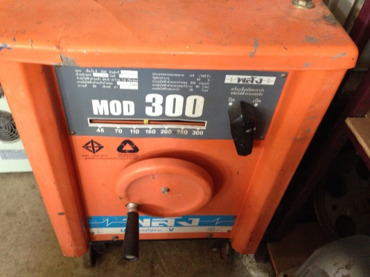 ขายตู้เชื่อม พลัง ขนาด 300 สภาพสวยมาก มี 2 ตู้ พร้อมใช้งาน