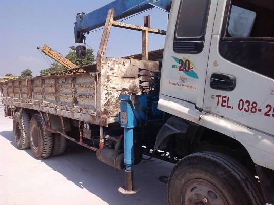 ขายรถบรรทุกสิบล้อ Isuzu เครื่อง 195 แรง ติดเครน Tanado 5 ตัน 2 เพลา รถประกอบ ช่วงล่างใหญ่ ทะเบียนพร้อม