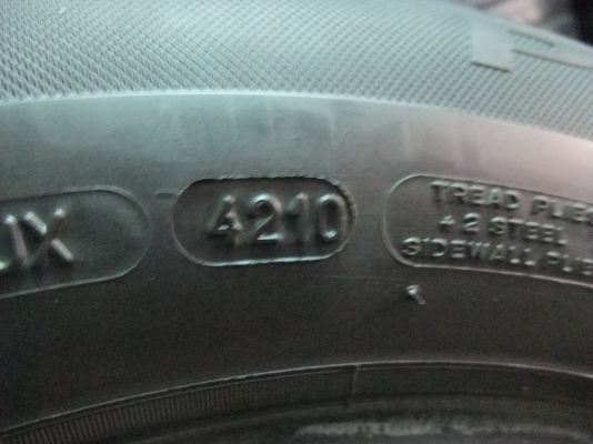 ยาง michelin 195/65/15 ปี 10