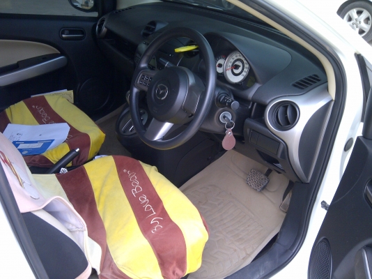 ขายรถเก๋ง มาสด้า2 ปี2010 ออโต้ แอแบคคู่ ABS เล่มพร้อมโอน ตัดสด