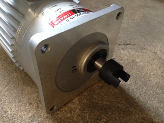 ขายมอเตอร์เกียร์ Luyang 1/4 HP. 220 Vไฟบ้าน สภาพสวย ตัดจากสายพานลำเลียง มีอยู่ 8 ตัวครับ พร้อมใช้งาน ( เหลือ 3 ตัวครับ )