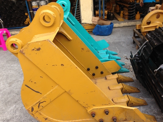 ขายอะไหล่แบ็คโฮ แทรคเตอร์ นำเข้าเองจากต่างประเทศ