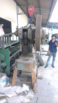 Sell> ขายปั้มโลหะ ทรงระฆัง 30 ตัน พร้อมใช้งานครับ เจ้าของเดิมไม่ได้ใช้เลยขาย ไม่มีตำหนิเลยครับ 42,000- ครับ