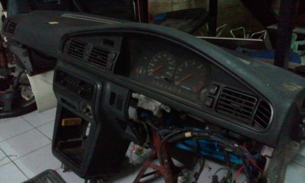 คอนโซลหน้า mazda 626ttl