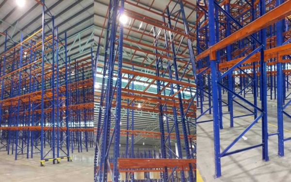 ขาย (SALE) ชั้นวางอุตสาหกรรม  (SELECTIVE RACK) มือสอง (USED) ขนาด(Dimension) กว้าง W.230cmxลึก D.100cmxสูง H.900cm รับน้ำหนัก (Load) 1000Kg/ชั้น (Level)  4+1 ชั้น(LEVEL)  มีทั้งหมด 240 ช่วง(bay) ราคาพิเศษสุดๆ