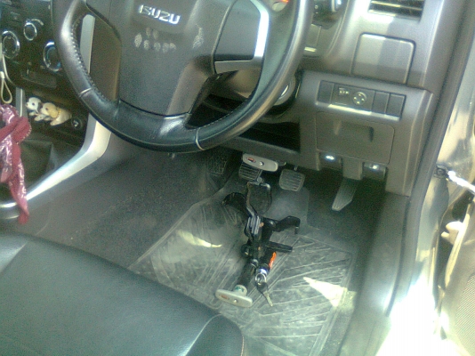 ล๊อค คลัช , ล๊อค เบรค อีซูซุ นิวส์ดีแม๊ก มี 1 ตัว ติดต่อ.081-427-3941 ล๊อค คลัช , ล๊อค เบรค อีซูซุ นิวส์ดีแม๊ก มี 1 ตัว ติดต่อ.081-427-3941