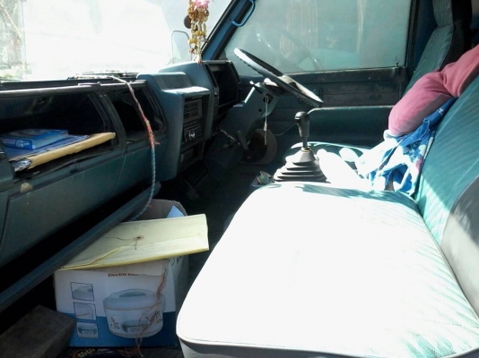 ***ขายแล้วครับขอบคุณ Truck2hand ขาย6ล้อ115ยอดนิยม ISUZU NPR 59LU5FM เสี่ยสั่งลุย ห้างแท้ปี37 เครื่องเดิมเกียร์เดิม 4BD1 115ฝาดำ เครื่องดีแน่น ช่วงล่างเดิมๆ คัสซีสวยเดิมไม่ปะไม่ดาม กระบะพื้นไม้ มีหลังคา สภาพสวยไม่ผุ หัวเก๋งสวย ตำหนิประตูขวาเปลี่ยนมา ภายในส ***ขายแล้วครับขอบคุณ Truck2hand ขาย6ล้อ115ยอดนิยม ISUZU NPR 59LU5FM เสี่ยสั่งลุย ห้างแท้ปี37 เครื่องเดิมเกียร์เดิม 4BD1 115ฝาดำ เครื่องดีแน่น ช่วงล่างเดิมๆ คัสซีสวยเดิมไม่ปะไม่ดาม กระบะพื้นไม้ มีหลังคา สภาพสวยไม่ผุ หัวเก๋งสวย ตำหนิประตูขวาเปลี่ยนมา ภายในส