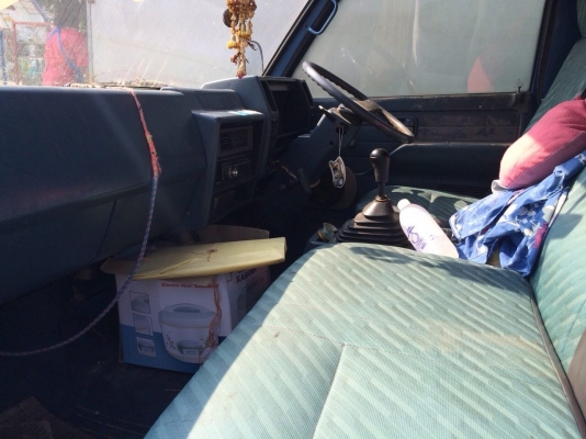 ***ขายแล้วครับขอบคุณ Truck2hand ขาย6ล้อ115ยอดนิยม ISUZU NPR 59LU5FM เสี่ยสั่งลุย ห้างแท้ปี37 เครื่องเดิมเกียร์เดิม 4BD1 115ฝาดำ เครื่องดีแน่น ช่วงล่างเดิมๆ คัสซีสวยเดิมไม่ปะไม่ดาม กระบะพื้นไม้ มีหลังคา สภาพสวยไม่ผุ หัวเก๋งสวย ตำหนิประตูขวาเปลี่ยนมา ภายในส ***ขายแล้วครับขอบคุณ Truck2hand ขาย6ล้อ115ยอดนิยม ISUZU NPR 59LU5FM เสี่ยสั่งลุย ห้างแท้ปี37 เครื่องเดิมเกียร์เดิม 4BD1 115ฝาดำ เครื่องดีแน่น ช่วงล่างเดิมๆ คัสซีสวยเดิมไม่ปะไม่ดาม กระบะพื้นไม้ มีหลังคา สภาพสวยไม่ผุ หัวเก๋งสวย ตำหนิประตูขวาเปลี่ยนมา ภายในส