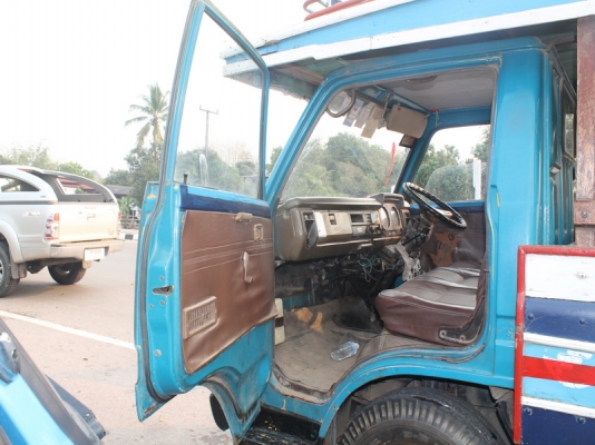 ไดน่า BU 20 เครื่องดีแซสซืสวย รถขับขี่ดีมาก เอกสารชุดโอนครบ