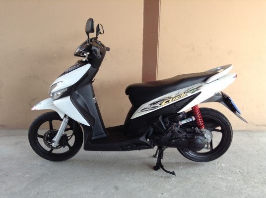 ขาย!!! ฮอนด้าคลิ๊ก รุ่นท็อปล้อแม็ก ปี50 รถเครื่องดีคับ ทะเบียนครบ ภาษีไม่หมด