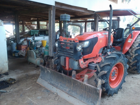 ขายรถไถ คูโบต้า M95 ชั่วโมงการทำงาน4800 กว่าๆ ขายรถไถ คูโบต้า M95 ชั่วโมงการทำงาน4800 กว่าๆ