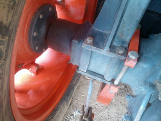 ขายรถไถ คูโบต้า M95 ชั่วโมงการทำงาน4800 กว่าๆ ขายรถไถ คูโบต้า M95 ชั่วโมงการทำงาน4800 กว่าๆ