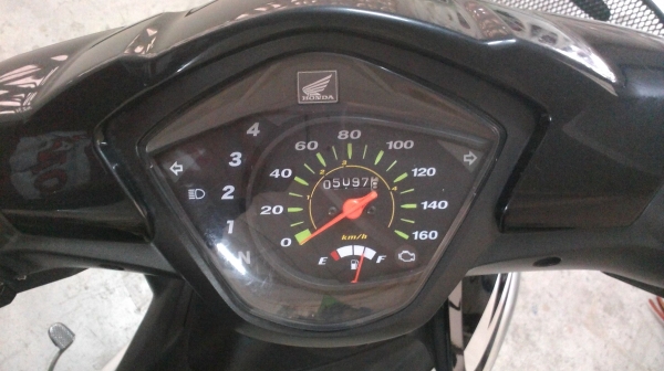Honda Wave110i ดำ-ขาว ปี54