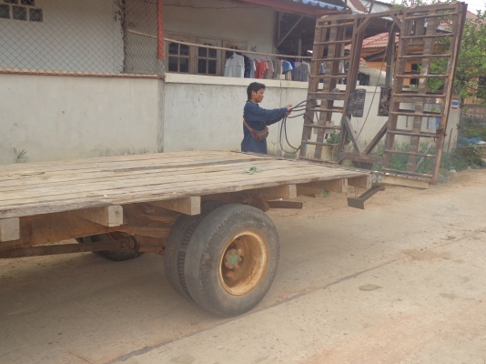 ขาย KUBOTA 60 + เทเลอร์ 6 ล้อหางปลาไฮโดรลิกด์ ขาย KUBOTA 60 + เทเลอร์ 6 ล้อหางปลาไฮโดรลิกด์