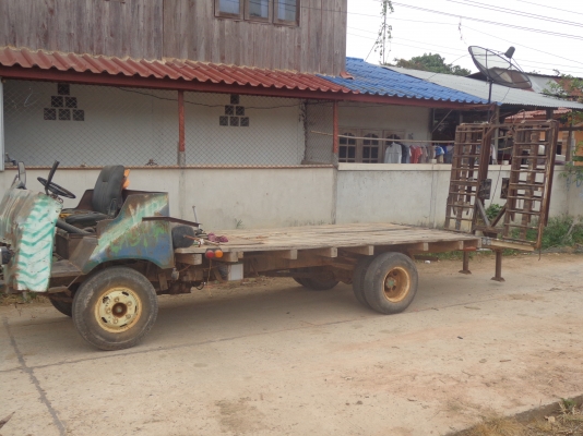 ขาย KUBOTA 60 + เทเลอร์ 6 ล้อหางปลาไฮโดรลิกด์ ขาย KUBOTA 60 + เทเลอร์ 6 ล้อหางปลาไฮโดรลิกด์