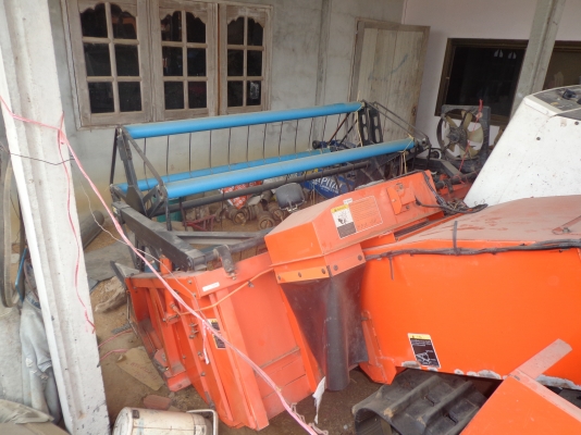 ขาย KUBOTA 60 + เทเลอร์ 6 ล้อหางปลาไฮโดรลิกด์ ขาย KUBOTA 60 + เทเลอร์ 6 ล้อหางปลาไฮโดรลิกด์