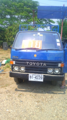 โตโยต้า บียู ๖๑ เครื่อง ๘๘ แรง มีทะเบียนครบ