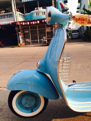 ขาย vespa 64 อินเดีย no book เครื่อง supper อิตลี ครับ รถสวยครับ รถอยู่ชัยนาทครับ พร้อมส่งทุกที่ ราคา 48,500 บาทครับ สนใจติดต่อได้ครับ 0826336557 โป้งครับ รับแลกรับเทรินทุกรุ่นครับ