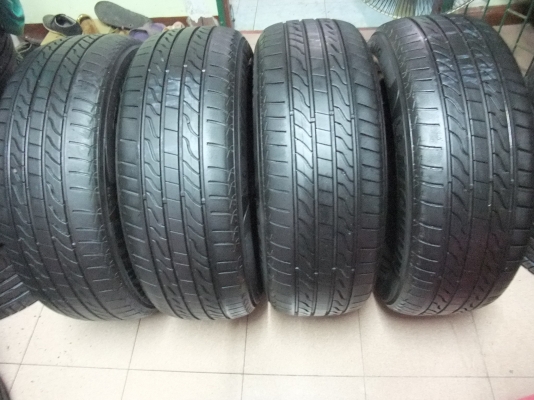 ยาง michelin 215/60/16 ปี 12