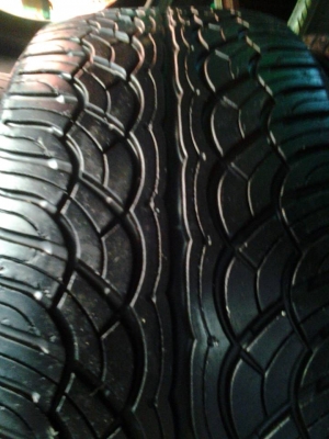 ขายยาง Yokohama Parada spec-x 265-50-20 ปี 12 ดอกเต็มๆ ไม่บวม ไม่ร้าว เนื้อยางนิ่มๆ ชุดละ 12,900 บาท