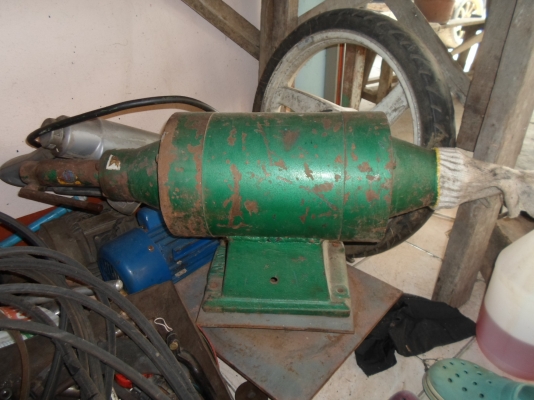 เครื่องปัดเงา 5 แรง 3 สาย  พร้อมใช้งาน  3800 ติดต่อ อ้อม 0898217996