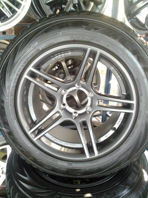 ขายล้อ MR5 ขอบ 18 พร้อมยาง 265-60-18 สวยงามมาก หน้า 9 ออฟ 24 หลัง 10 ออฟ 20 ยกชุด 26,000 บาท ขายล้อ MR5 ขอบ 18 พร้อมยาง 265-60-18 สวยงามมาก หน้า 9 ออฟ 24 หลัง 10 ออฟ 20 ยกชุด 26,000 บาท