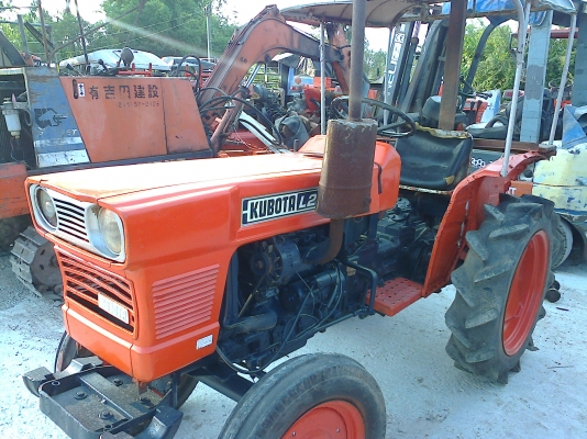 ขาย KUBOTA ZL2000 สภาพพร้อมใช้งาน 3สูบ 20แรงม้า ขาย KUBOTA ZL2000 สภาพพร้อมใช้งาน 3สูบ 20แรงม้า