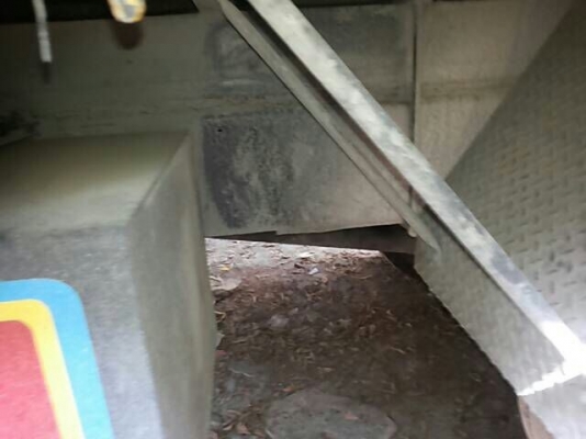 รถมิตซู 10 ล้อ รั้ว FN516  เปลื่ยนเครื่อง  191 แรงม้า.  สนใจติดต่อ  081 - 6079515