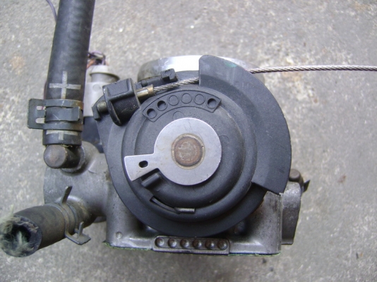 ปีกผีเสื้อ (ลิ้นเร่ง) โฟลค์ พาสสาท B4