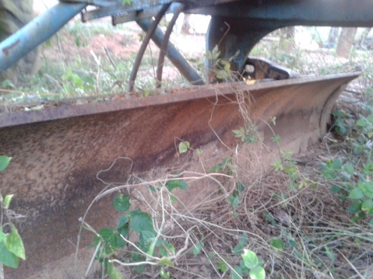 (ขายแล้วค่ะ ไป จ.นครราชศรีมา ช่าง อาทิตย์)รถเกรดถนน อีห้อ มิซูมิชิ G M   400   เจ้าของเลิกกิจการ  เล่มทะเบียนพร้อม