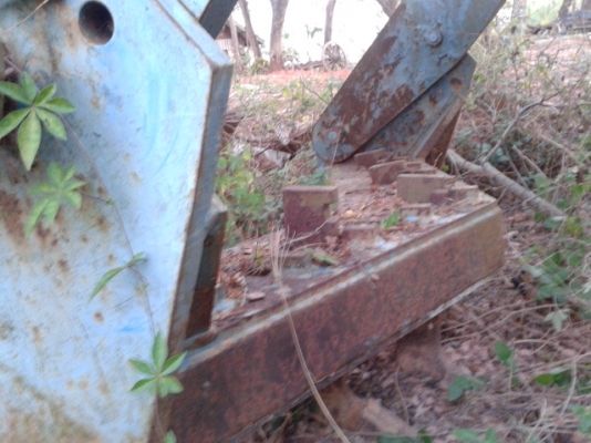 (ขายแล้วค่ะ ไป จ.นครราชศรีมา ช่าง อาทิตย์)รถเกรดถนน อีห้อ มิซูมิชิ G M   400   เจ้าของเลิกกิจการ  เล่มทะเบียนพร้อม