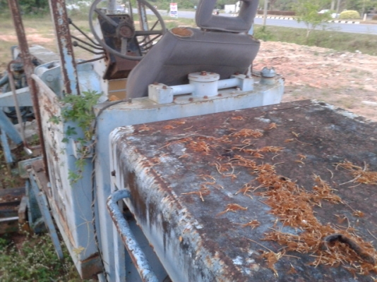 (ขายแล้วค่ะ ไป จ.นครราชศรีมา ช่าง อาทิตย์)รถเกรดถนน อีห้อ มิซูมิชิ G M   400   เจ้าของเลิกกิจการ  เล่มทะเบียนพร้อม