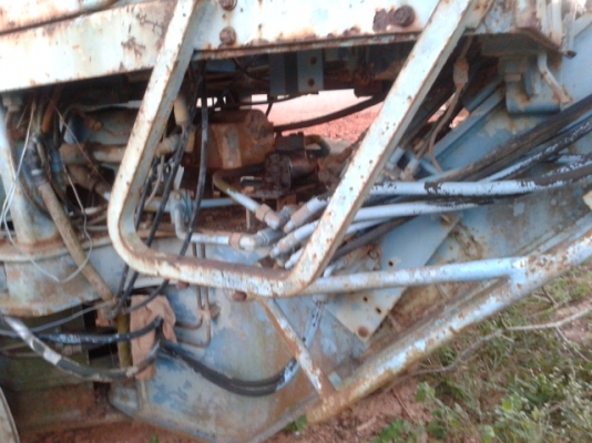 (ขายแล้วค่ะ ไป จ.นครราชศรีมา ช่าง อาทิตย์)รถเกรดถนน อีห้อ มิซูมิชิ G M   400   เจ้าของเลิกกิจการ  เล่มทะเบียนพร้อม