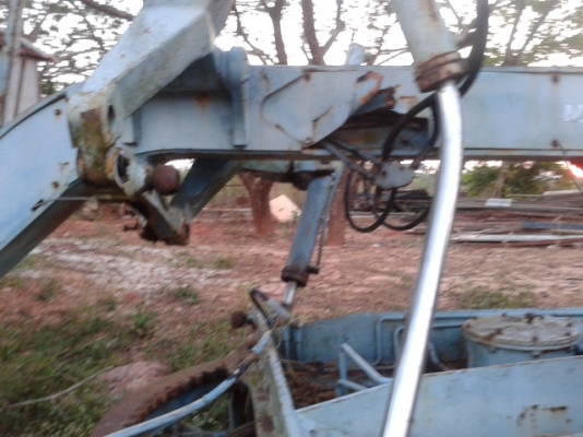 (ขายแล้วค่ะ ไป จ.นครราชศรีมา ช่าง อาทิตย์)รถเกรดถนน อีห้อ มิซูมิชิ G M   400   เจ้าของเลิกกิจการ  เล่มทะเบียนพร้อม