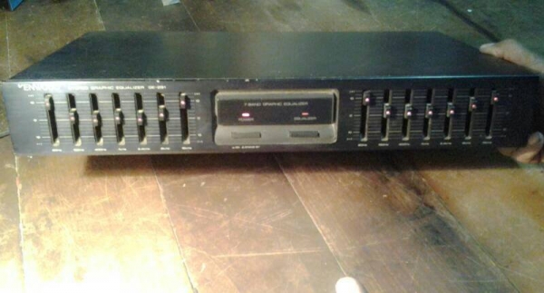 ขายeqบ้านของkenwoodกับตัวแต่งเสียงdslปรับแต่งเสียงและตัวมิกไมค์เอคโค่