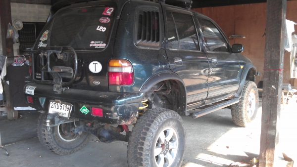 KIA SPORTAGE แก๊ส LPG แบบหัวฉีด ยกสูง 6 นิ้ว รถแต่งครบพร้อมลุย สนใจโทร 0801118855 ตู่ KIA SPORTAGE แก๊ส LPG แบบหัวฉีด ยกสูง 6 นิ้ว รถแต่งครบพร้อมลุย สนใจโทร 0801118855 ตู่