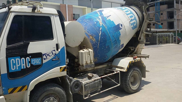 รถโม่ปูน6ล้อ ขนาด3คิว