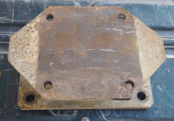 ยางแท่นล้อรถบด SAKIA ขนาด 4ตัน ใช้ได้ทั้ง รุ่น TV และ TG ถูกๆ