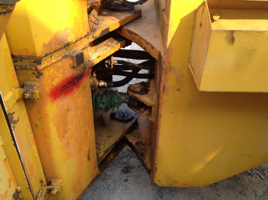 รถตักสภาพพร้อมใช้งาน ราคาถูกใจ