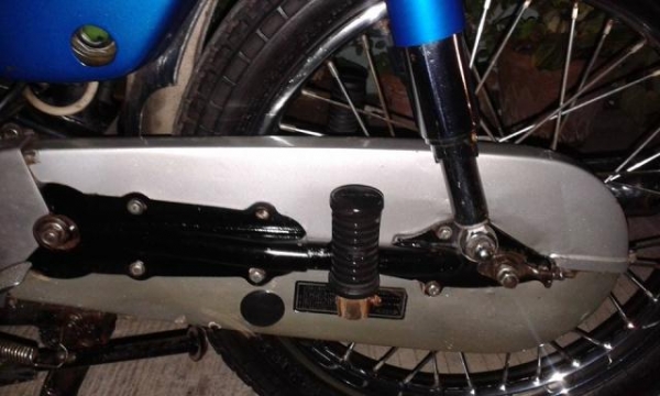 ขาย Kawasaki KH100C เดิมๆสภาพสวยแท้ทั้งคันราคา 25000 บาทครับ