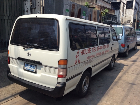 180,000 ขายรถตู้ Toyota ปี 97