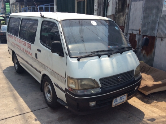 180,000 ขายรถตู้ Toyota ปี 97