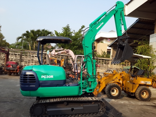 ขาย รถขุด KOMATSU รุ่น PC30R-8- แทร็กเหล็ก มือสองญี่ปุ่น
